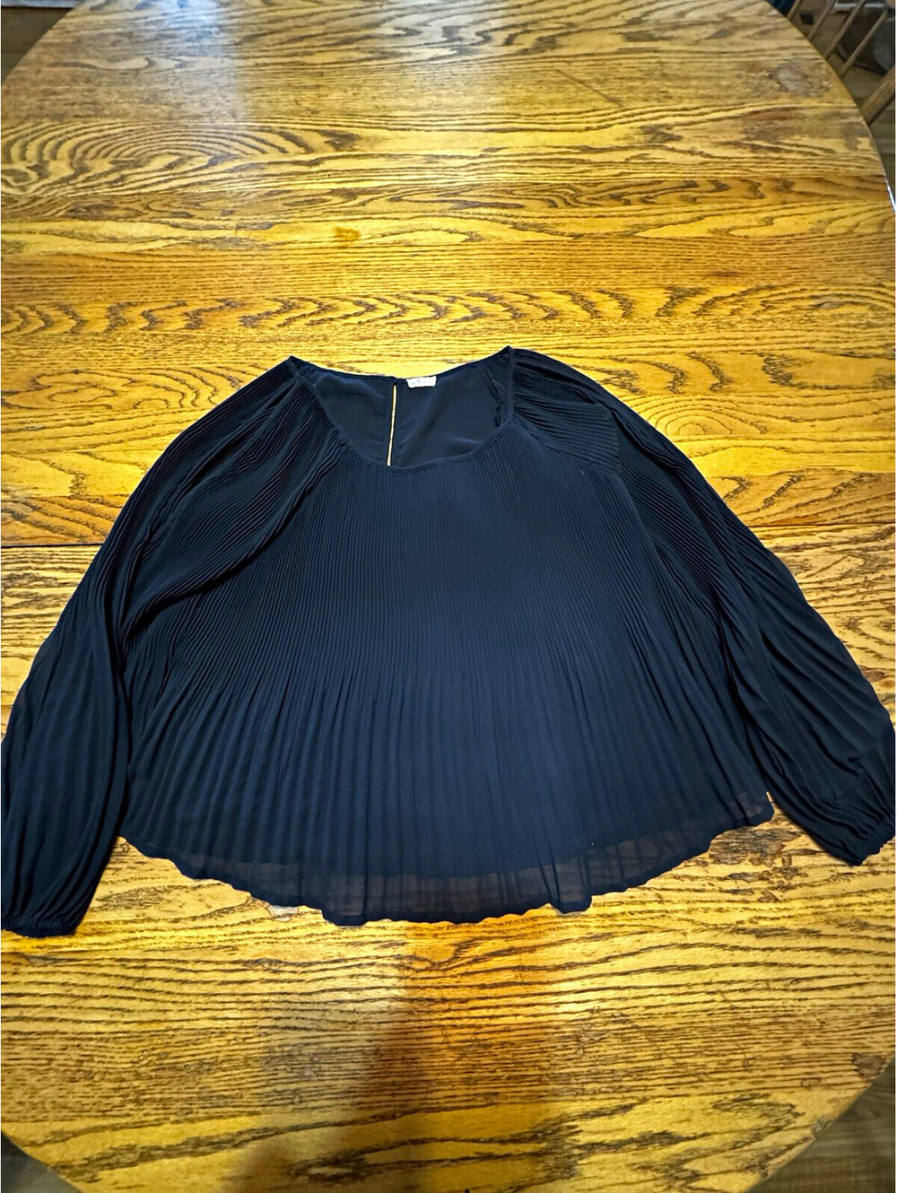 Hollister Womens S Black Pleated Long Sleeve Scoop Neck Pullover Flowy Top